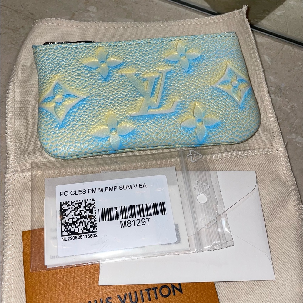 Louis Vuitton empreinte key pouch, vert d’eau (stardust)